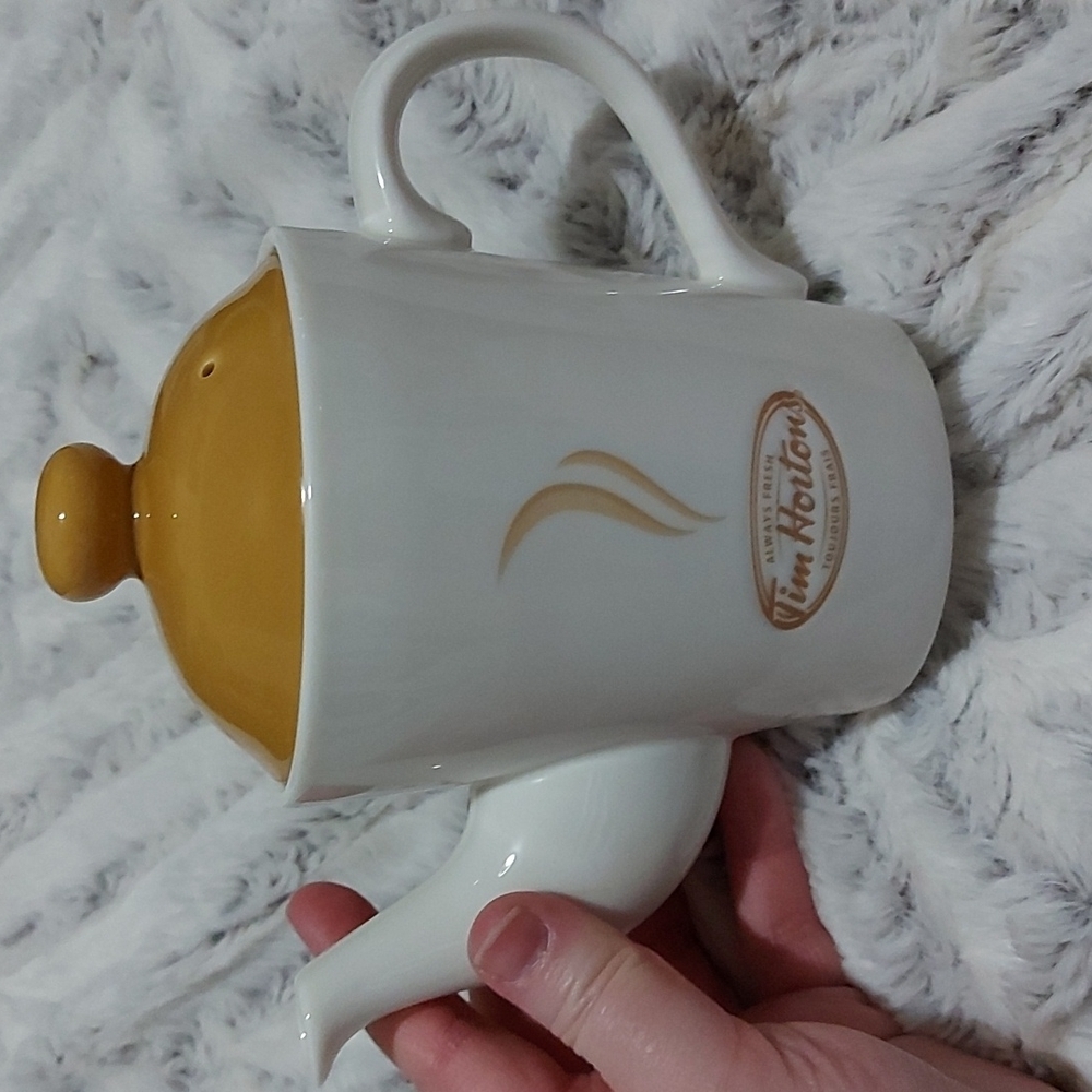 Tim  Hortons Tea Pot